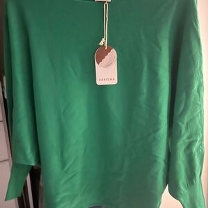 Kerisma Classic Green Pullover
